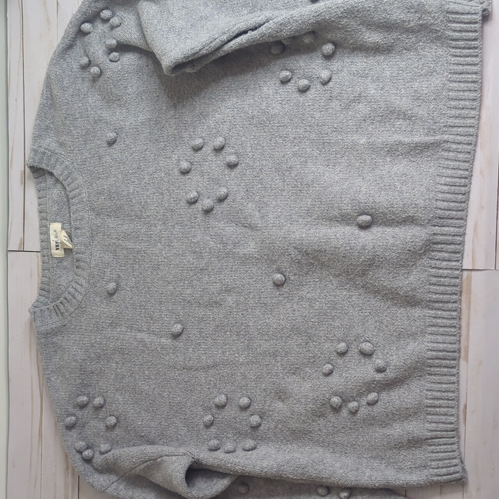 YesLola Women's Oversized Pom Pom Grey Sweater Size L